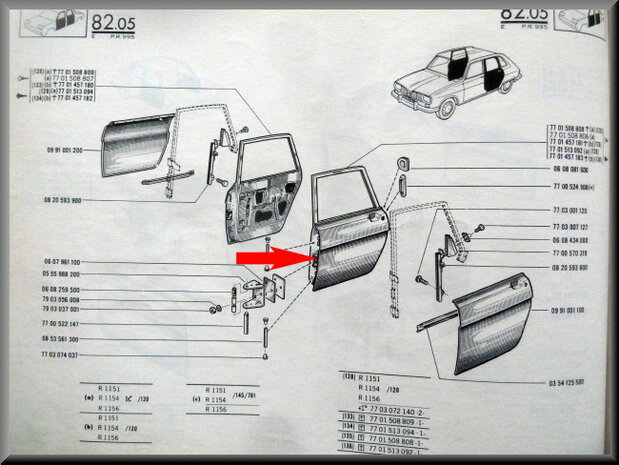 Door rear left (used).