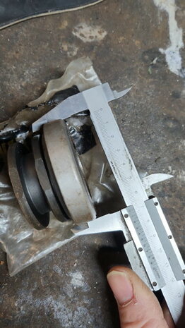 Clutch release sleeve R16 L-TL-TS < 1972.