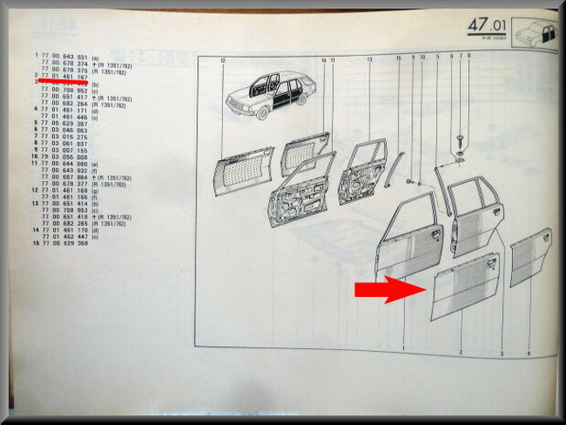 R18 Panneau de porte avant gauche (New Old Stock).