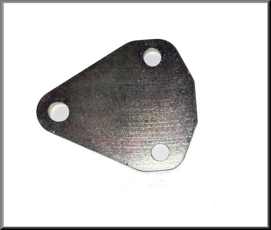 Cover plate mounting hole petrol pump.
