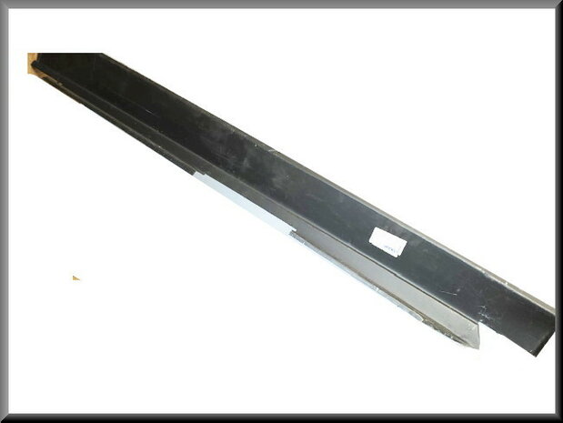 R20-R30 Left sill (New Old Stock).