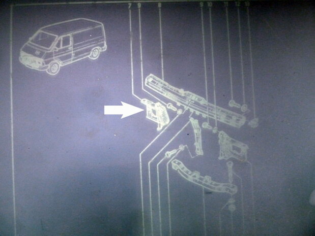 Trafic Koplamphuis links (New Old Stock).