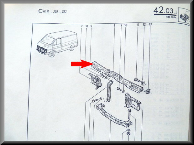 Trafic Front cross beam (New Old Stock).