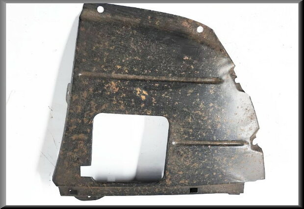 R18 Floor plate front right (New Old Stock)