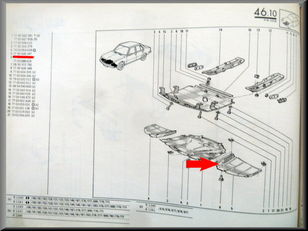 R18 Floor plate front left (New Old Stock)