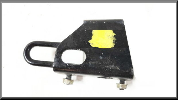 R18 Bumper bracket with towing eye (New Old Stock)