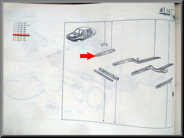 R14 Chassis balk rechts (New Old Stock).