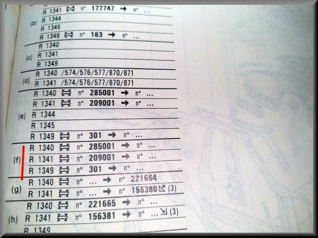 R18 Base plate right (New Old Stock).