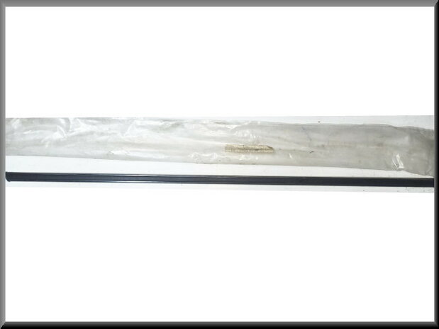 R20-R30 Rear right door trim (New Old Stock).