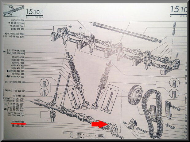 Round key camshaft sprocket.