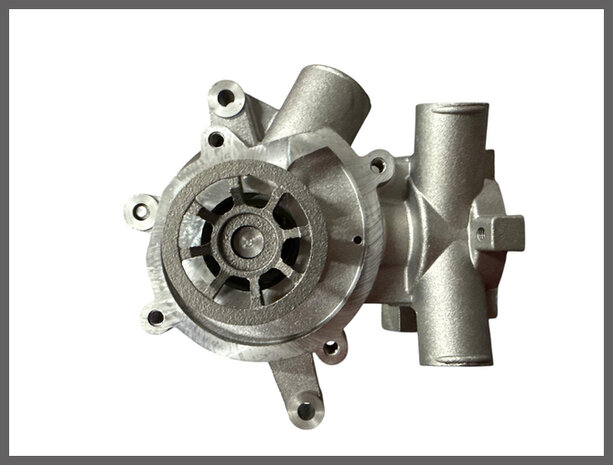 R25: Waterpomp (New Old Stock).