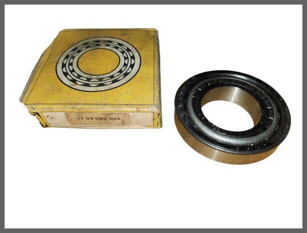 R20-30: Differentieel lager (New Old Stock). 