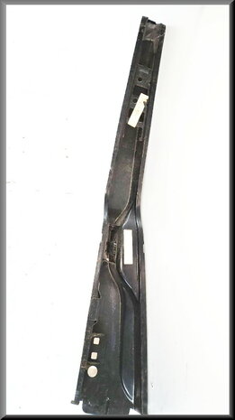 R18: B Stijl links (New Old Stock).