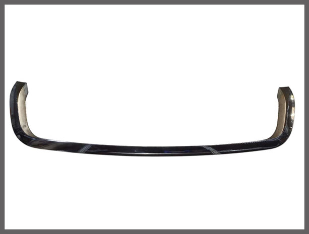 R18: Bumper achterzijde (New Old Stock).