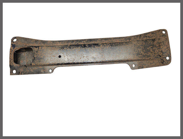 R 20,25,30: Bodembalk (New Old Stock).