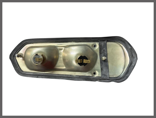 Achterlicht unit links compleet.