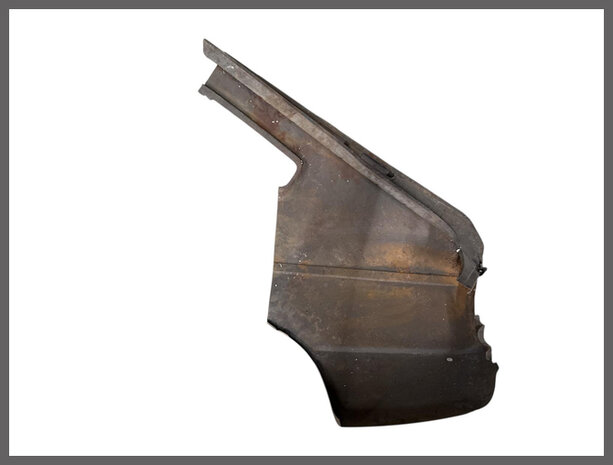 R20-R30 Deel van achterscherm rechts (New Old Stock).