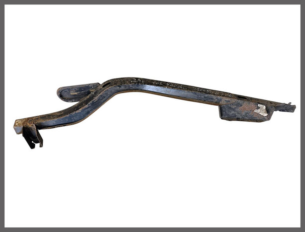 R20-R30 Deel van chassis balk links (New Old Stock).