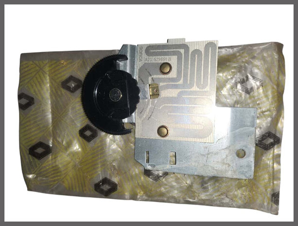 R20-30: Heater fan control system (New Old Stock).