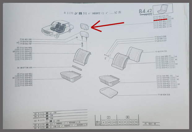 R4,6,12: Hoofdsteun hoes (beige skai) (New Old Stock).