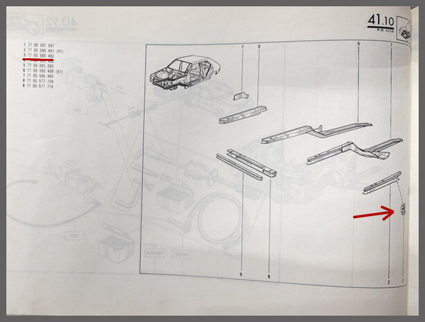 R14: Renfort de longeron arri&egrave;re gauche (New Old Stock).