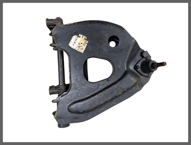 Tirant de chasse inf&eacute;rieur gauche avec renfort (Excl: En &eacute;change 250 euro consigne).