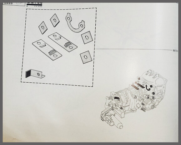 R8-10: Set borgplaatjes (New Old Stock).