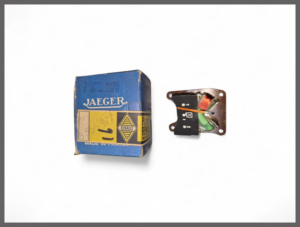 Dashboard meter brandstof verbruik R16 (1150).