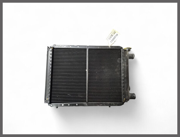 R18 TL - GTL: Radiateur (New Old Stock).