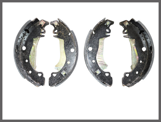 Remschoenen met gaffels voor Renault 12,18, Fuego, 20, 25, 30, Espace (New Old Stock)