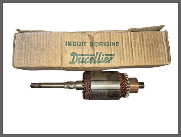 Renault Fregate: Starter motor armature (New Old Stock).