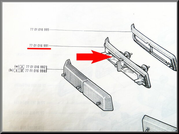 Turn signal unit in front on the right with rubber  R16 TX.