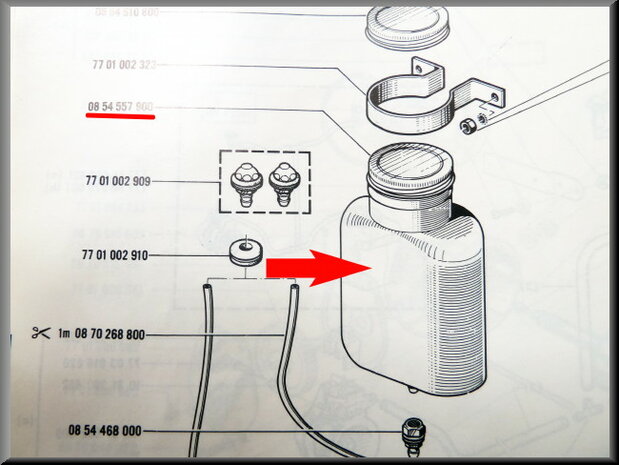 Windshield wiper reservoir R1150 (used).