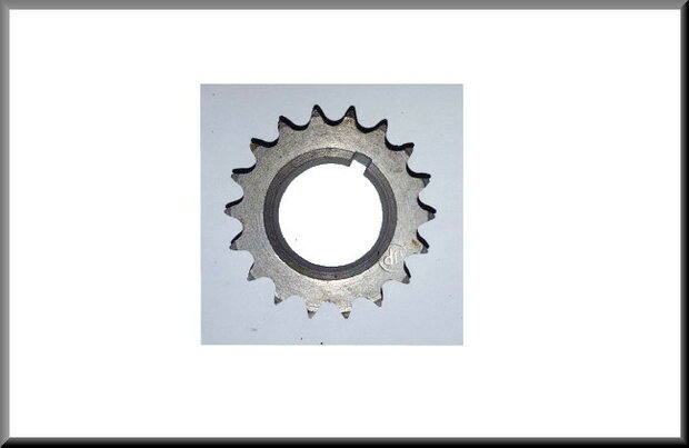 Crankshaft sprocket.