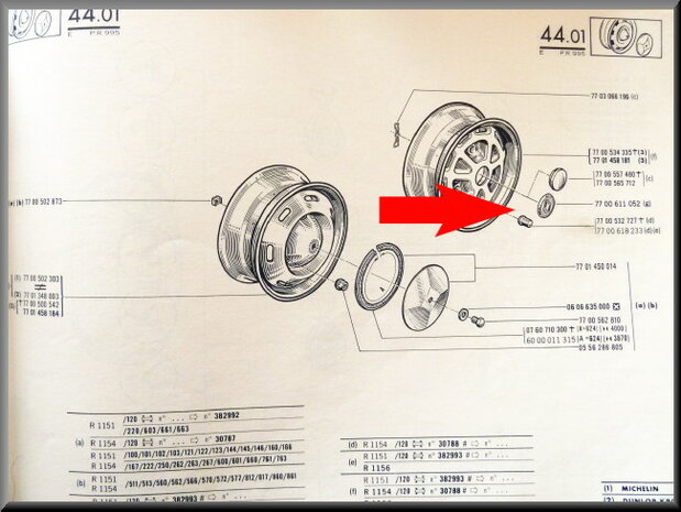 Wheel nut R16 TX, length 32,5 mm.