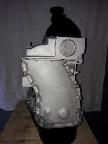 Engine block R16 TL, type 821-1565 cc.