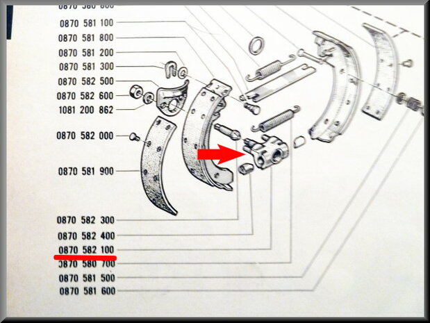 Adjustment gear rear brake shoes Girling.