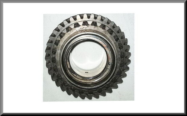 Pinion 5rd gear (primary shaft,36 teeth).