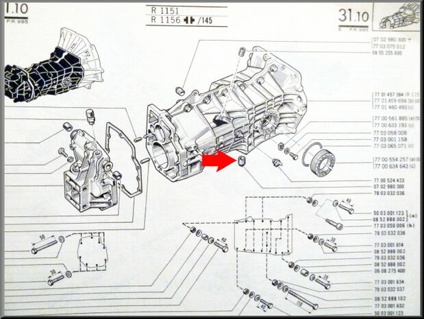 Drain plug gear box (with magnet).