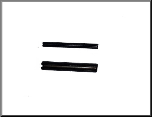 Tensioning pin set for the drive shaft from Renault 16 