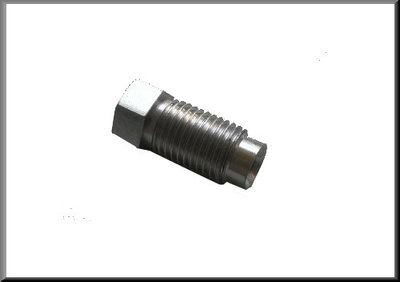 Brake line fitting (38x24NF/ diameter 3/16). Length 21mm.