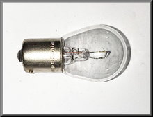 Lampje knipperlichten en achteruitrijverlichting (21 Watt). 