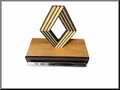 Sleutel-kastje-met-Renault-embleem-en-R16-deurgreep-(21x15x20cm)-Wenge-hout-en-eikenhout